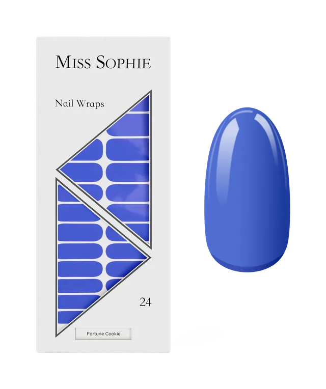 miss-sophie-s-fortune-cookie-nagelfolien-very-peri-pantone-farbe-2022-einfarbig image 1