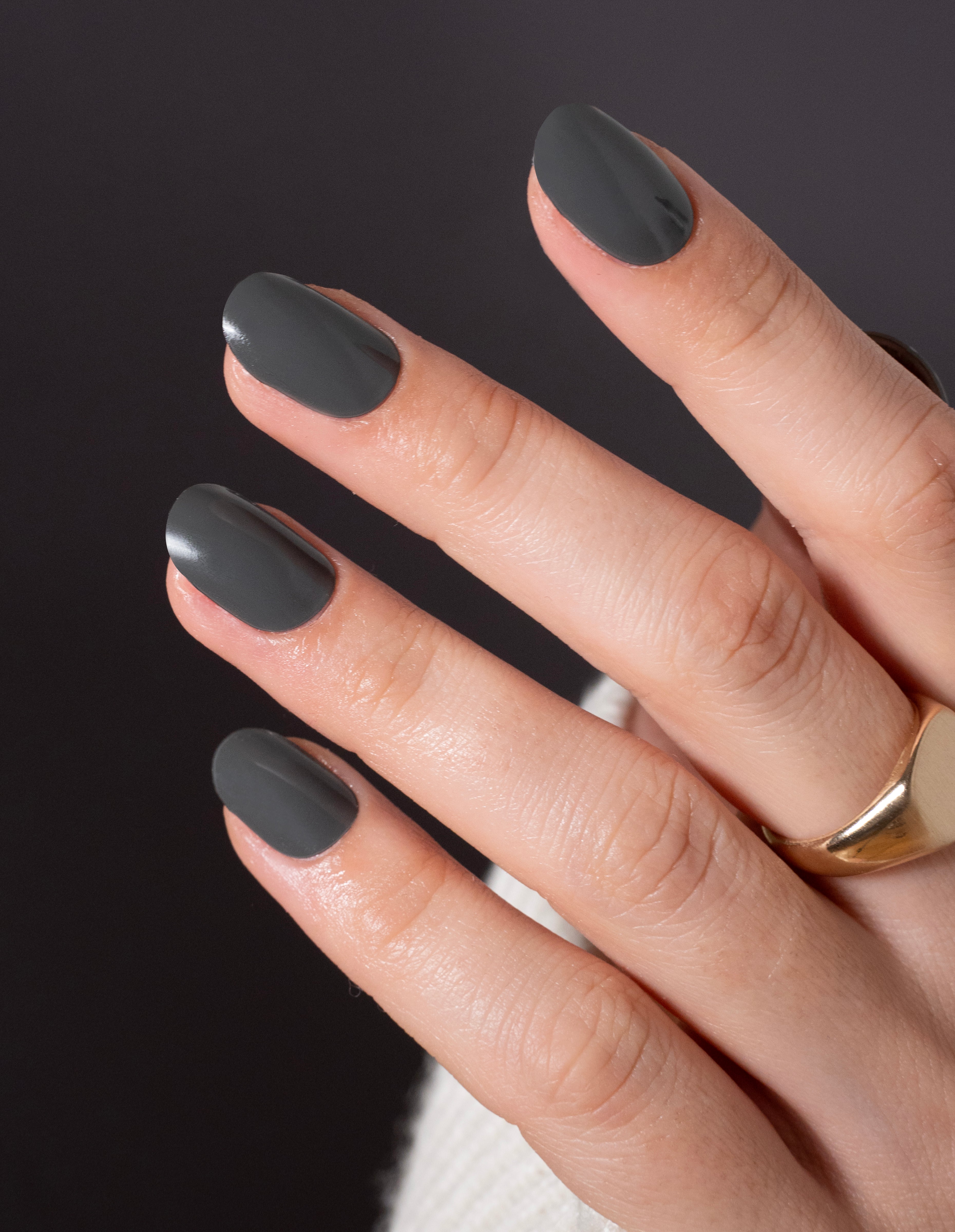 miss-sophie-s-burned-to-ashes-nagelfolien-in-intensivem-dunkelgrau-mysteri-ser-s image 2