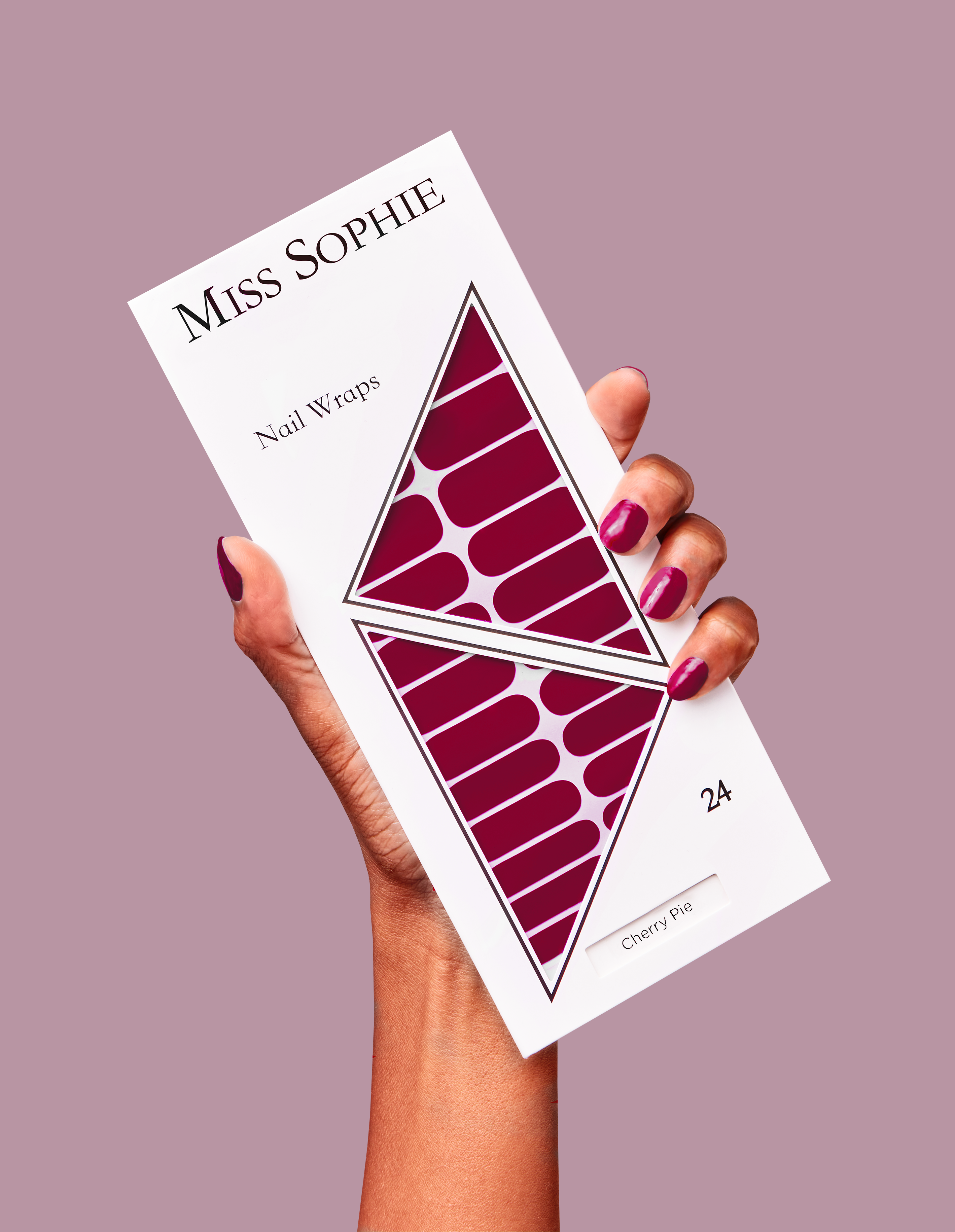miss-sophie-s-cherry-pie-einfarbige-nagelfolien-in-knalligem-pink-rot image 4