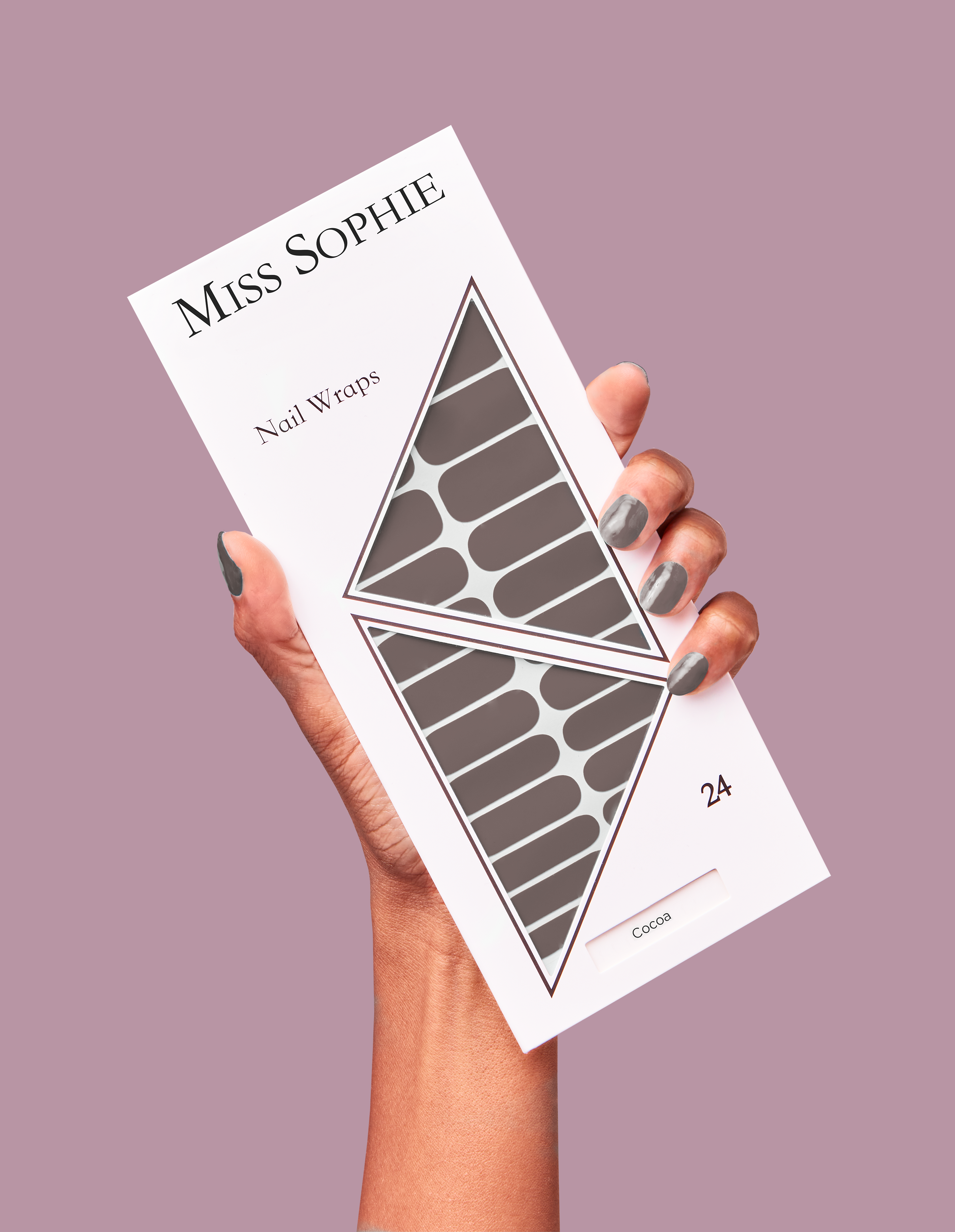 miss-sophie-s-cocoa-nagel-design-einfarbiger-schokoladen-braunton-nail-art-look image 4