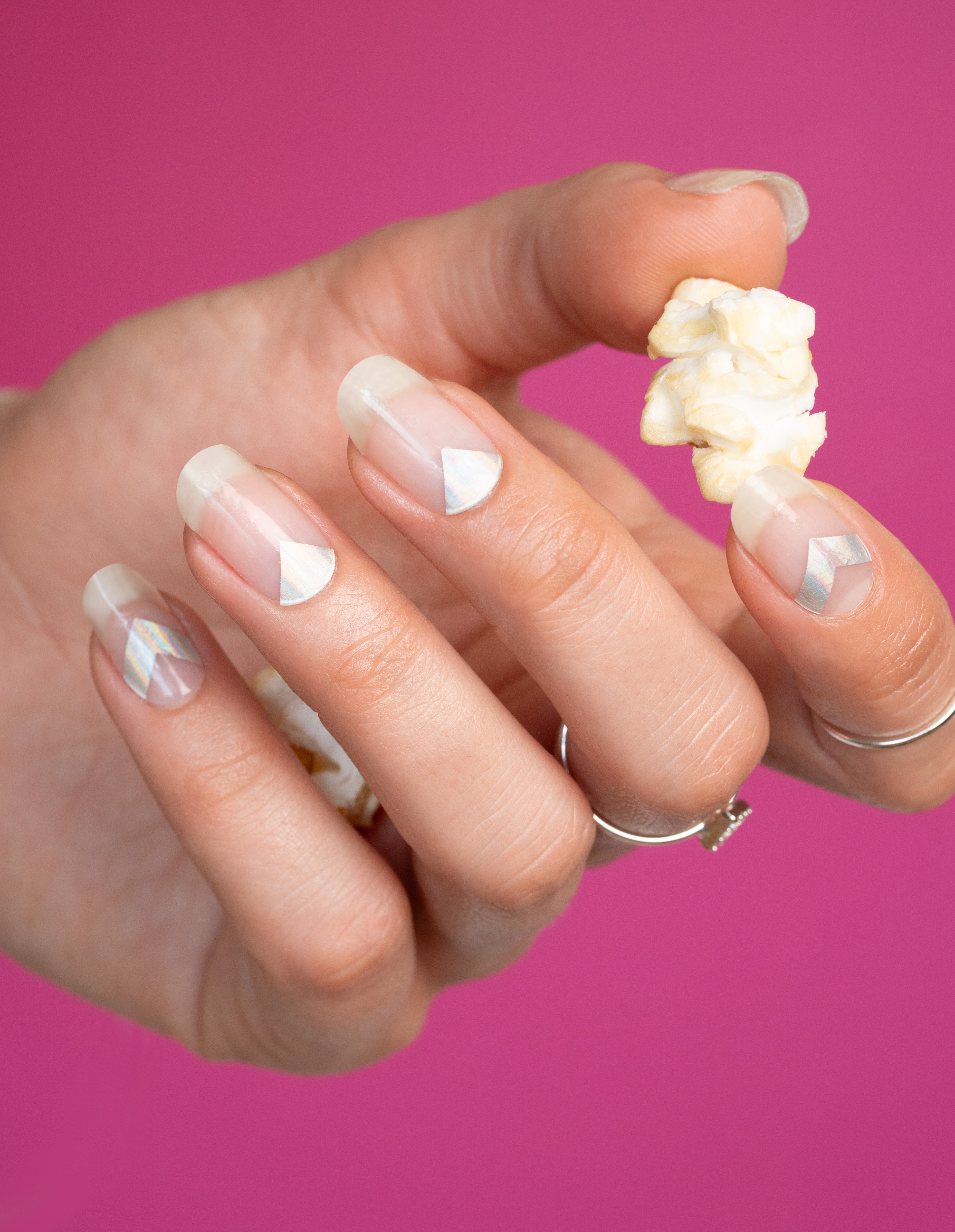 miss-sophie-s-blooming-uv-nagelfolien-uv-gel-folien-mit-blumenmuster-und-transpa image 3