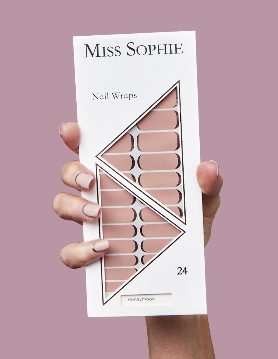 miss-sophie-s-honeymoon-nagelfolien-nude-rosy-love-kollektion image 4