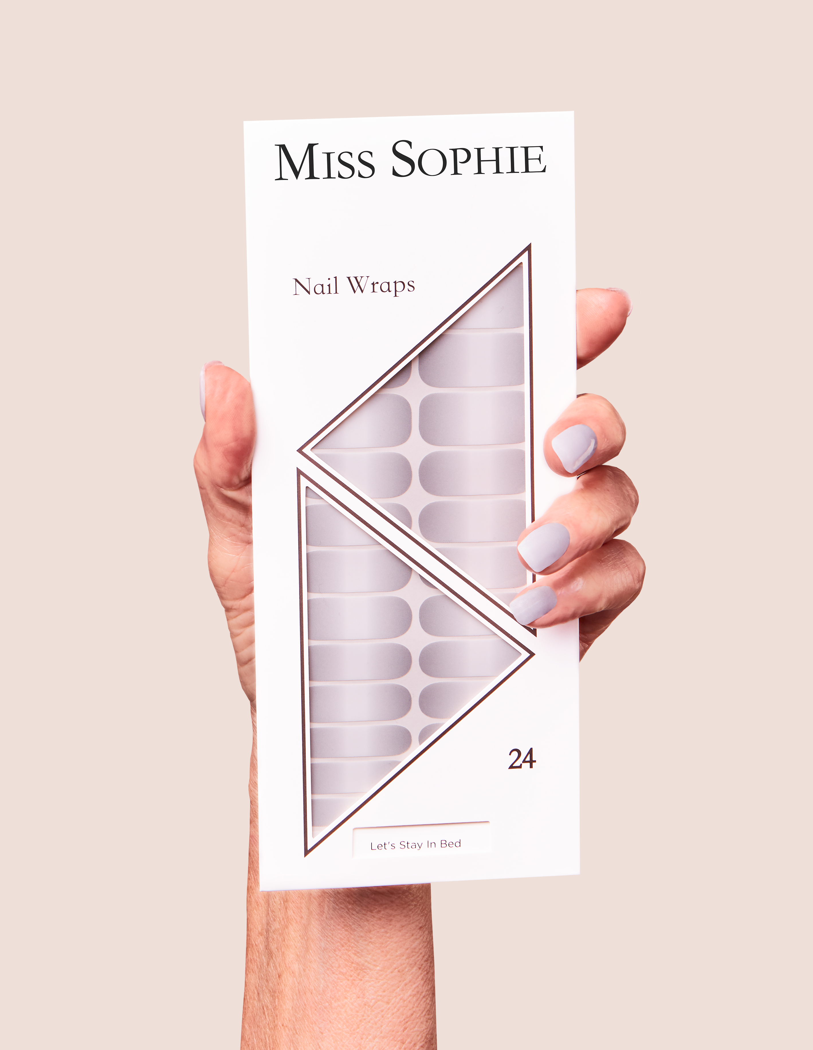 miss-sophie-s-let-s-stay-in-bed-nail-wraps-grau-wei-farbverlauf-let-it-snow-coll image 4