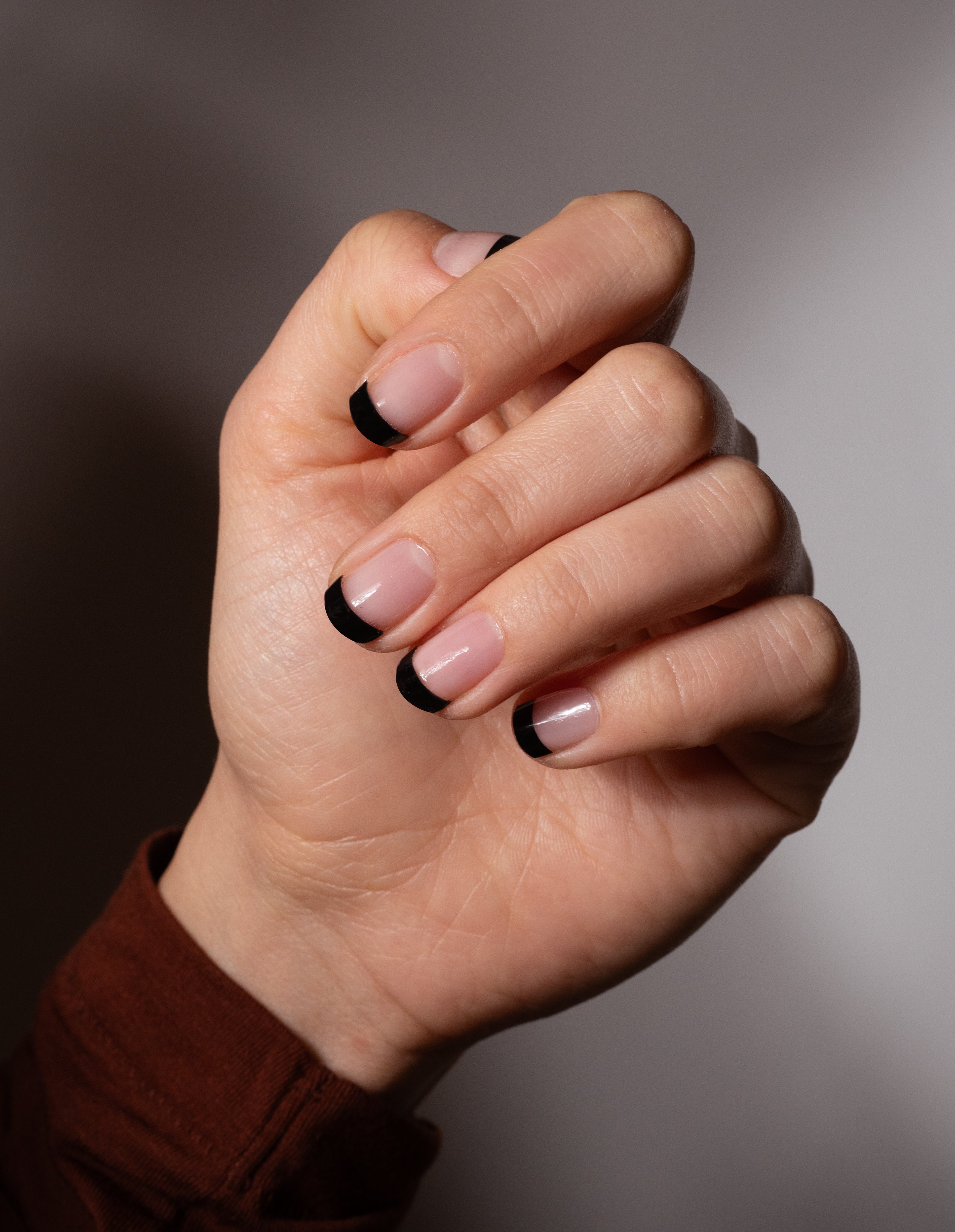 miss-sophie-s-black-tips-nagelfolien-french-look-mit-tiefschwarzen-spitzen image 3