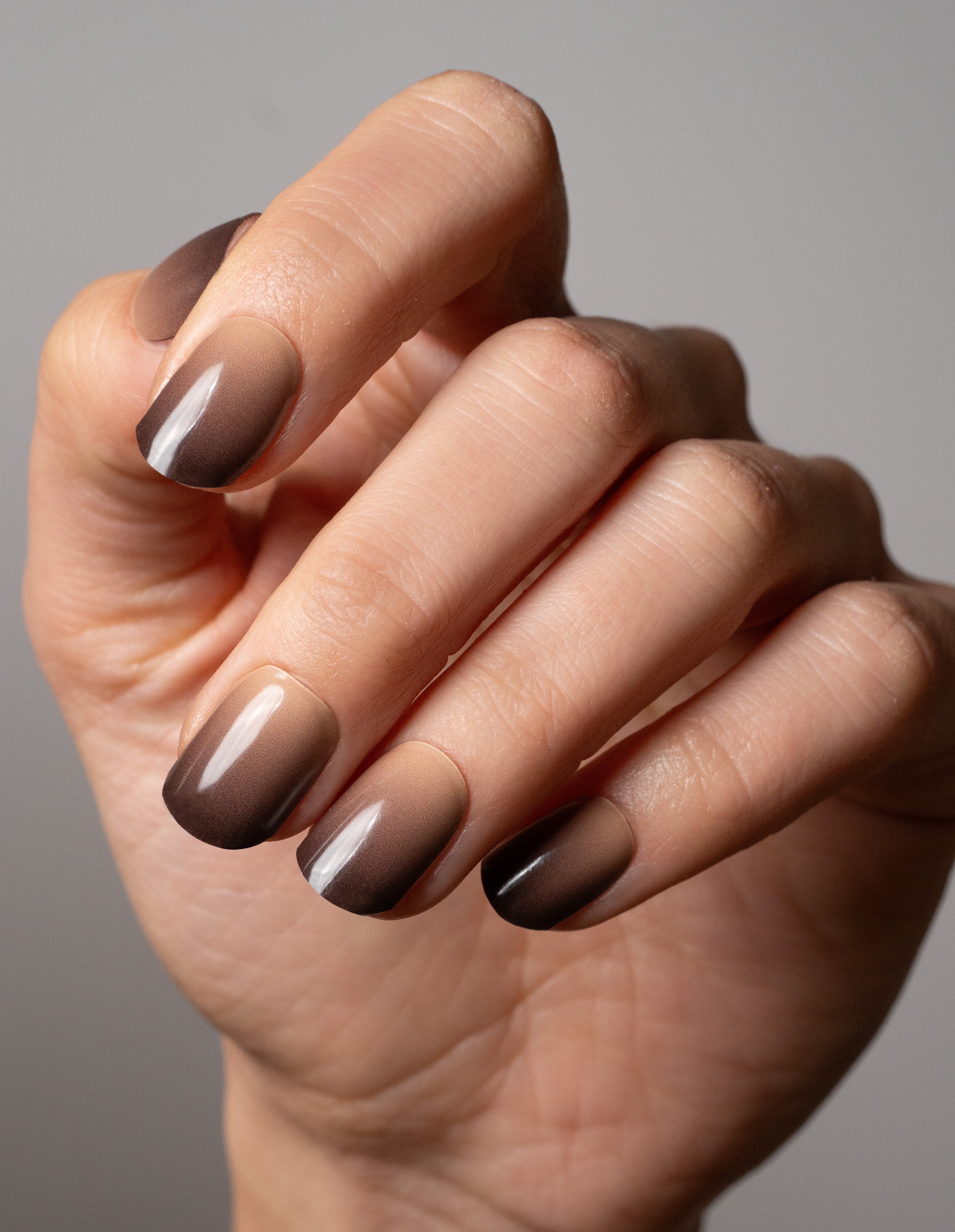 miss-sophie-s-espresso-please-uv-nagel-wraps-braun-gradient-uv-gel-wraps-fall-24 image 4