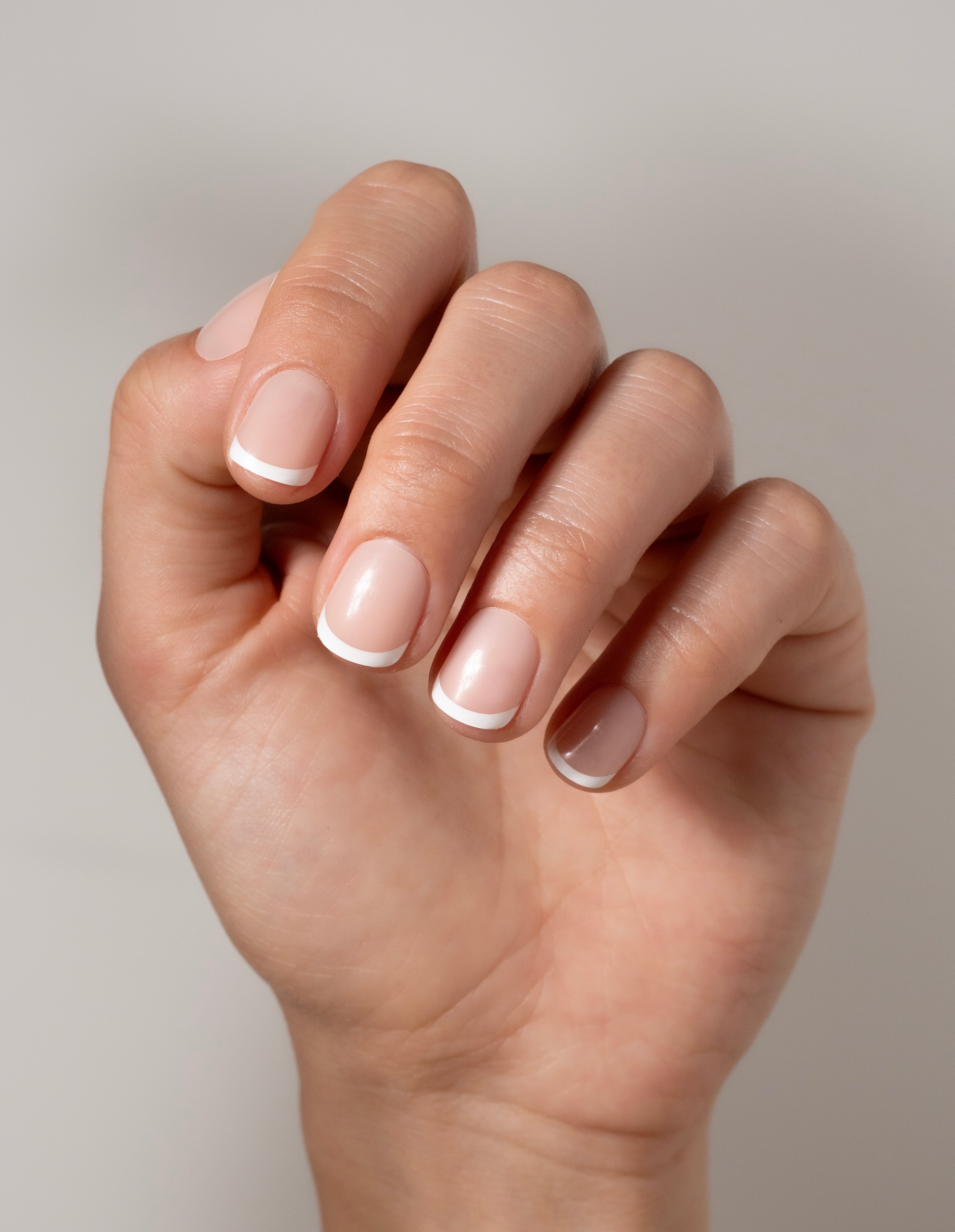 miss-sophie-s-french-tips-press-on-nails-extra-short-square-franz-sisches-design image 2