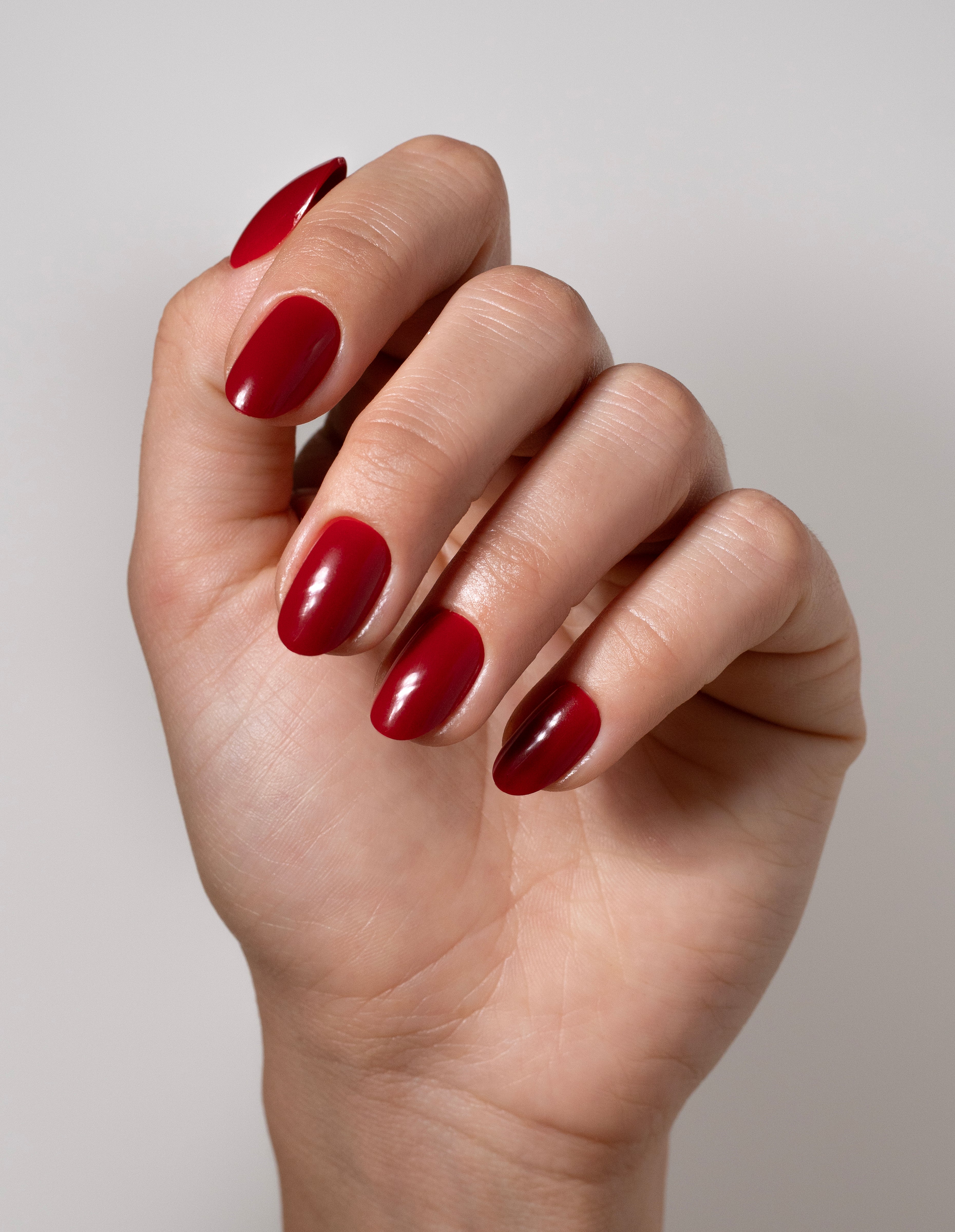 miss-sophie-s-paris-je-t-aime-press-on-nails-short-round-falsche-n-gel-in-romant image 2