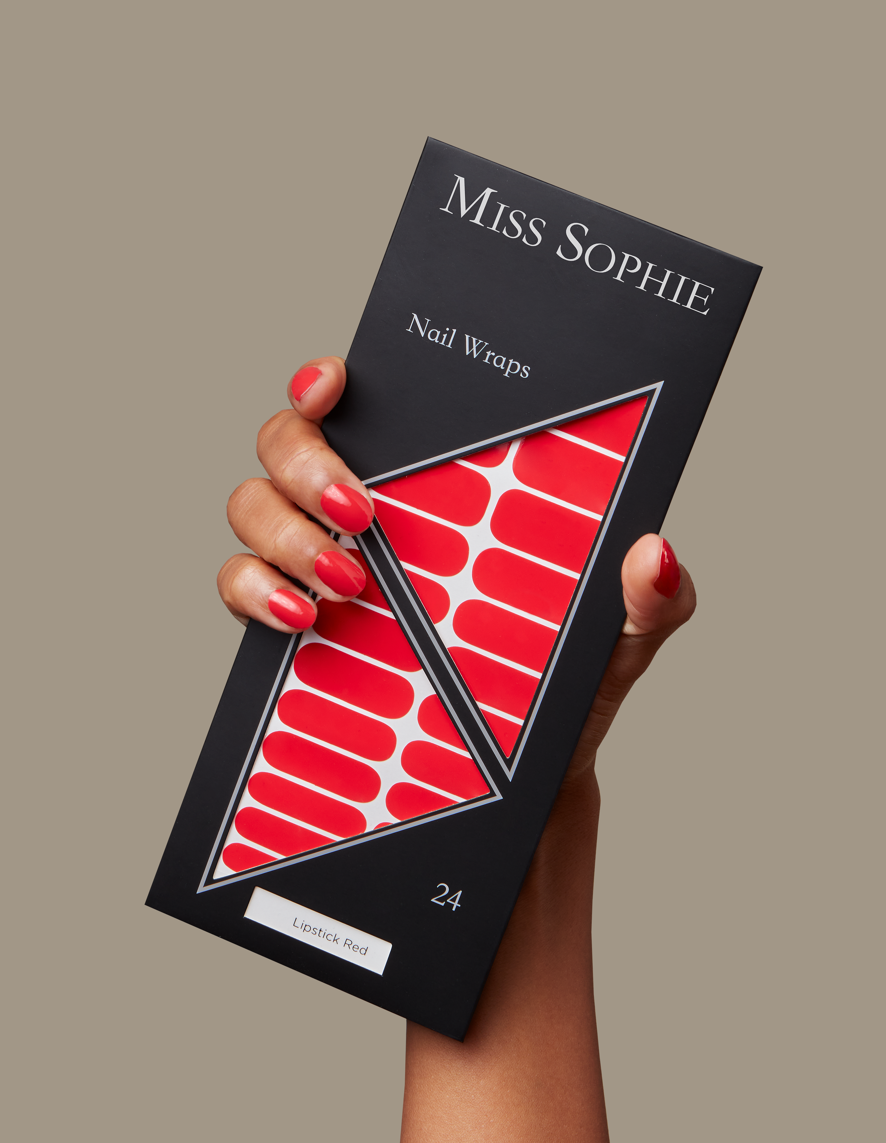 miss-sophie-s-lipstick-red-nagelfolien-klassisches-kr-ftiges-rot-einfarbig image 3