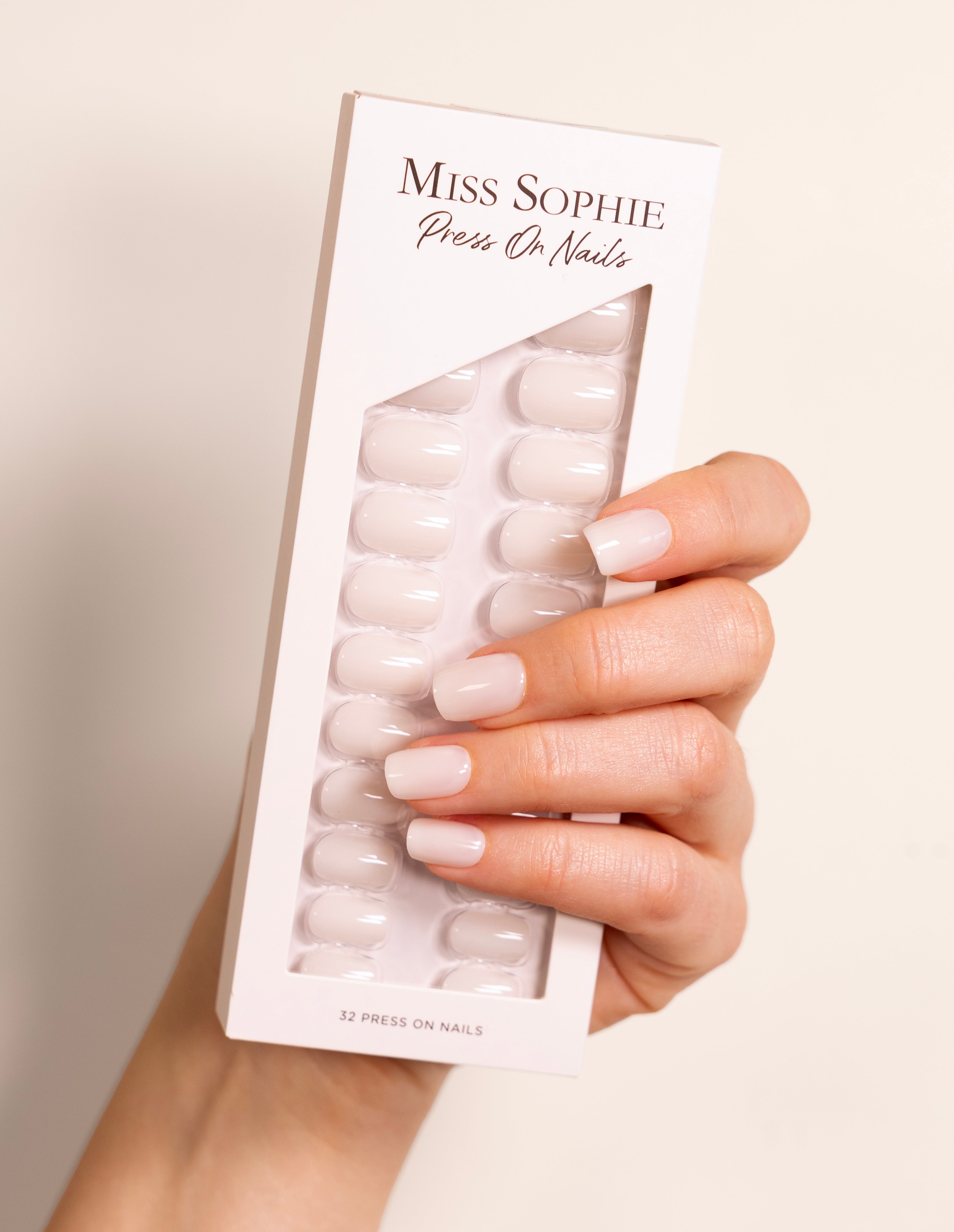miss-sophie-s-milky-white-press-on-nails-short-square-milchig-wei-e-kunstn-gel-k image 3