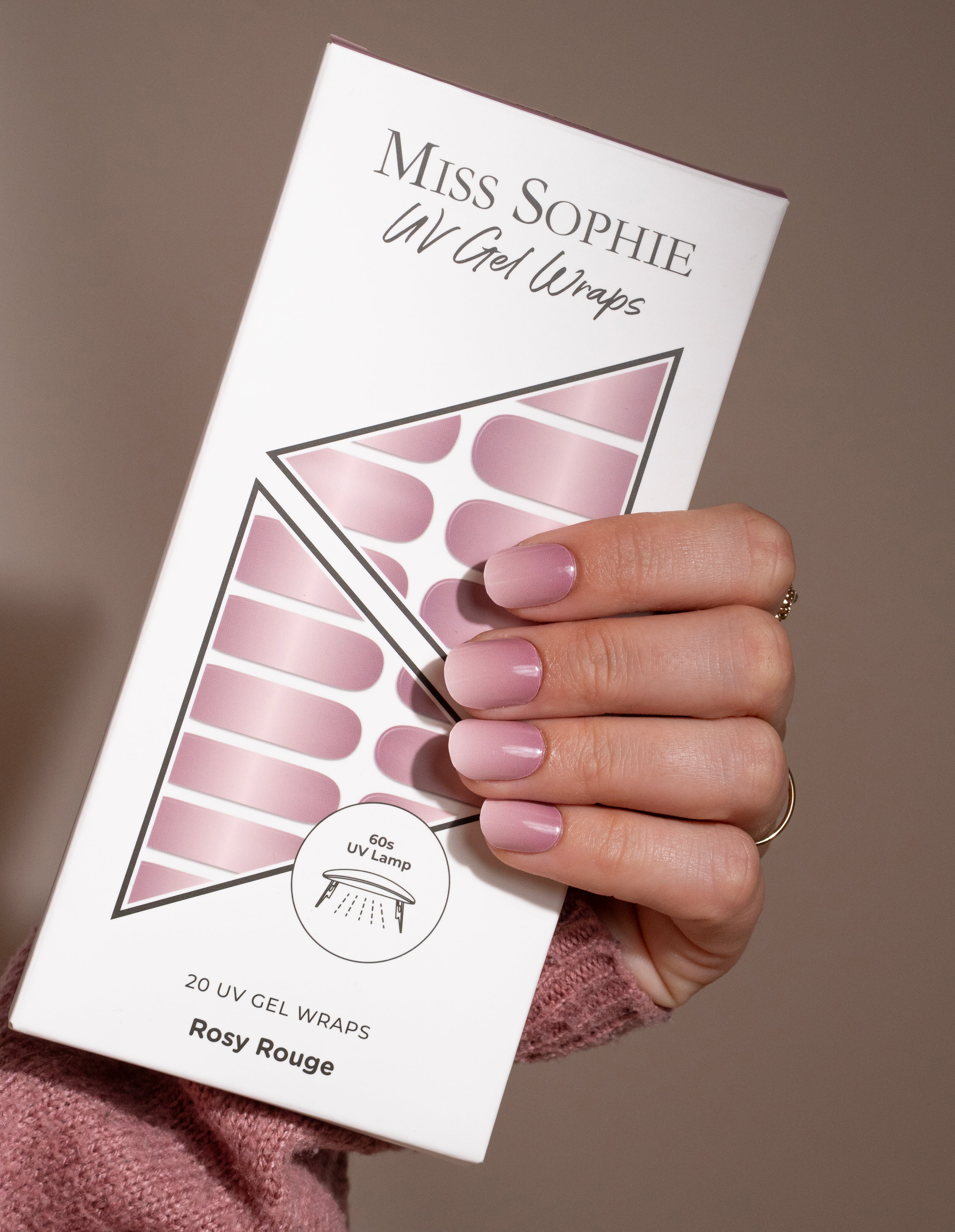 miss-sophie-s-rosy-rouge-uv-nagelfolien-uv-gel-wraps-in-zartem-ros-mit-gel-finis image 5