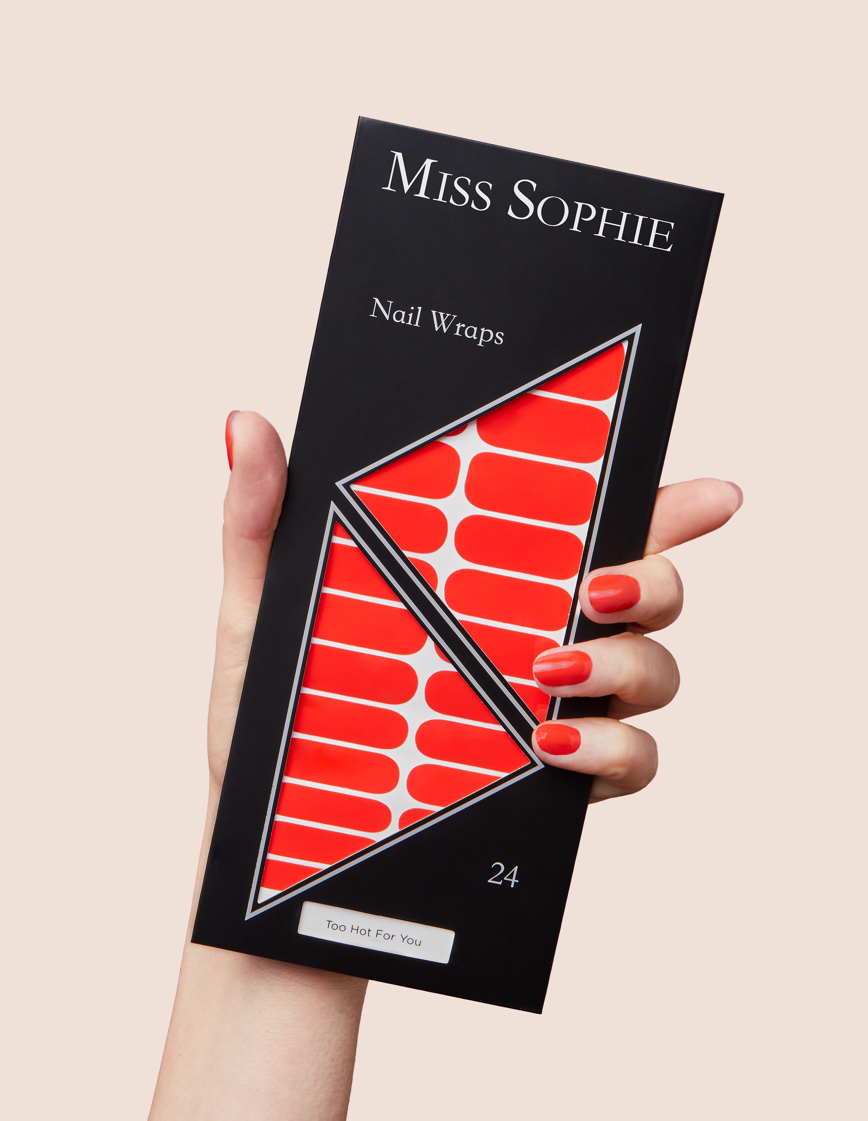 miss-sophie-s-too-hot-for-you-nagelfolien-leuchtendes-rot-mit-orange-unterton-ei image 4