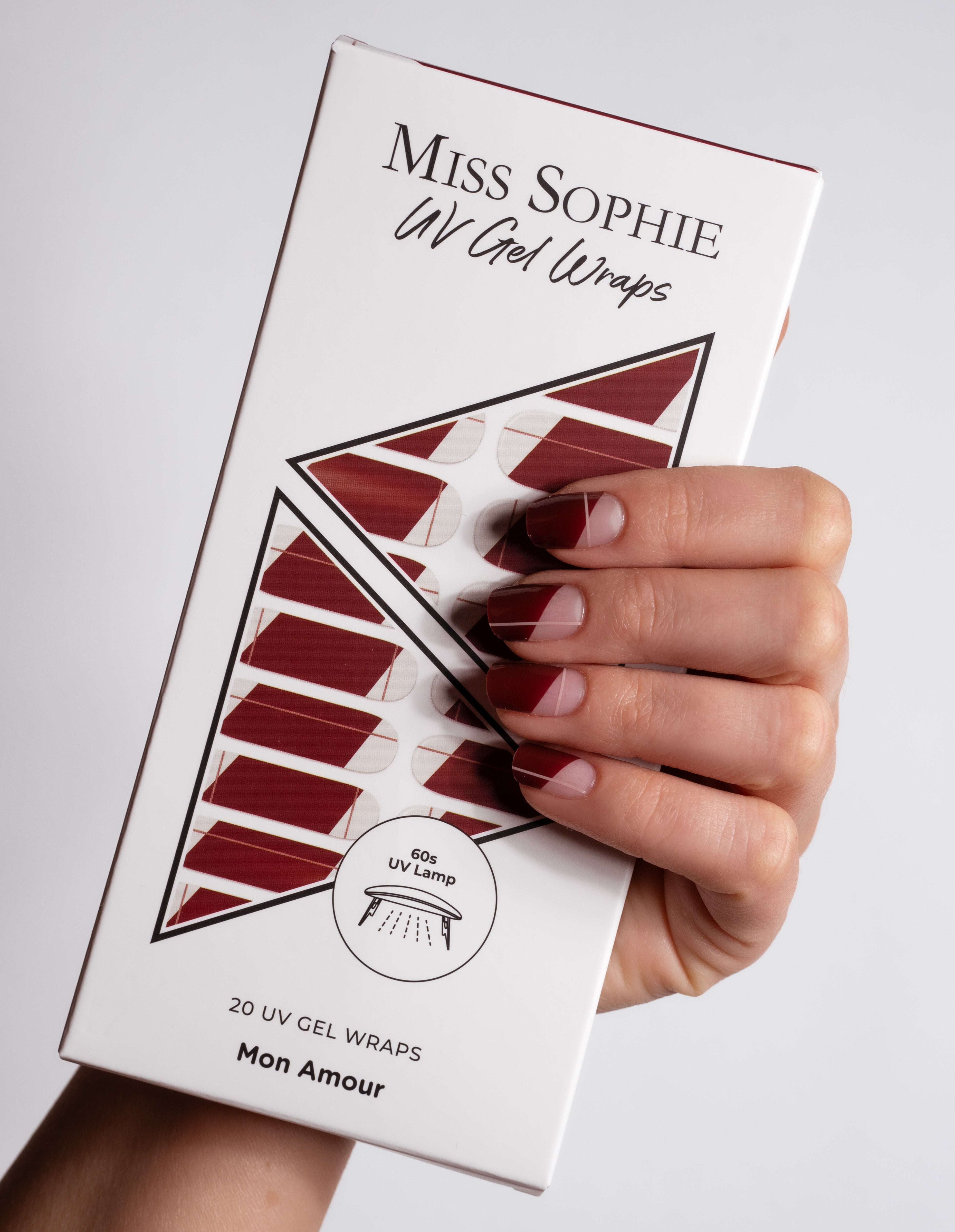 miss-sophie-s-mon-amour-uv-uv-gel-nagelfolien-transparente-basis-mit-roten-akzen image 5