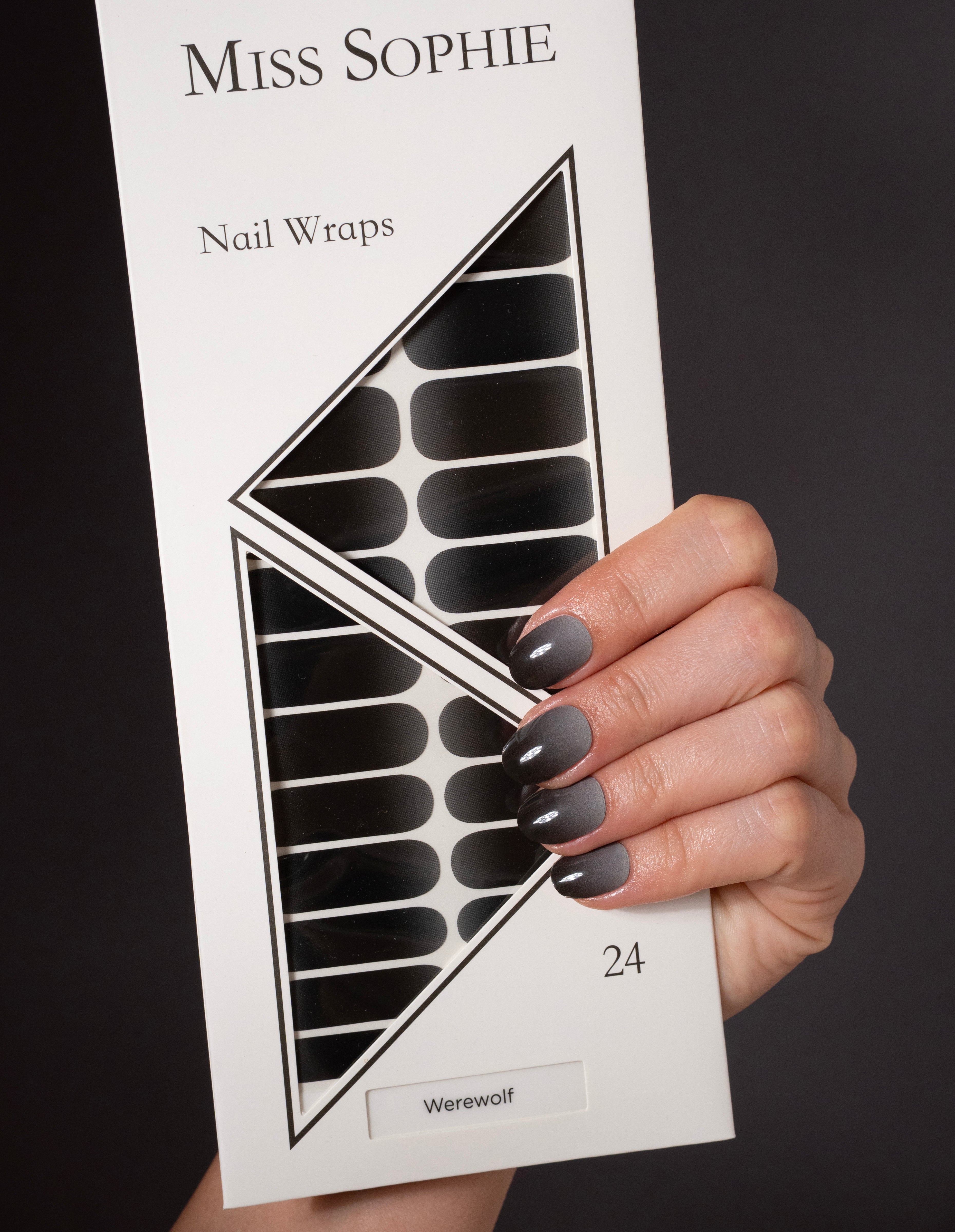 miss-sophie-s-werewolf-nagelfolien-grau-schwarz-verlauf-halloween-kollektion image 4