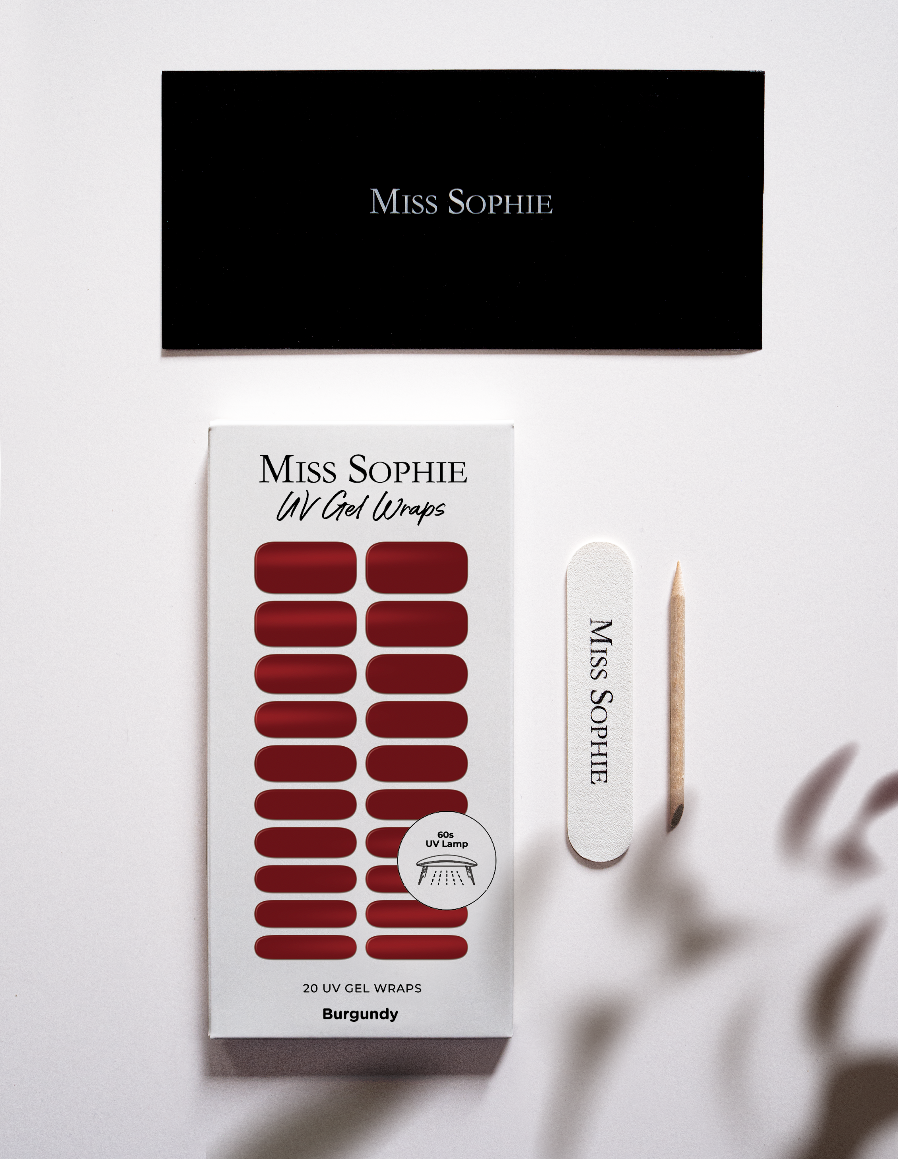 miss-sophie-s-burgundy-uv-uv-gel-nagelfolien-dunkles-rot-einfarbig-mit-uv-aush-r image 5
